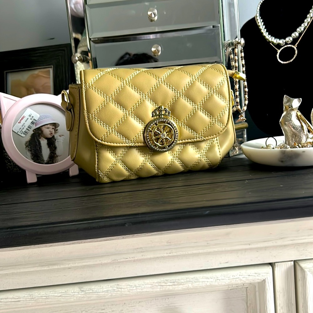 Olive green shoulder bag